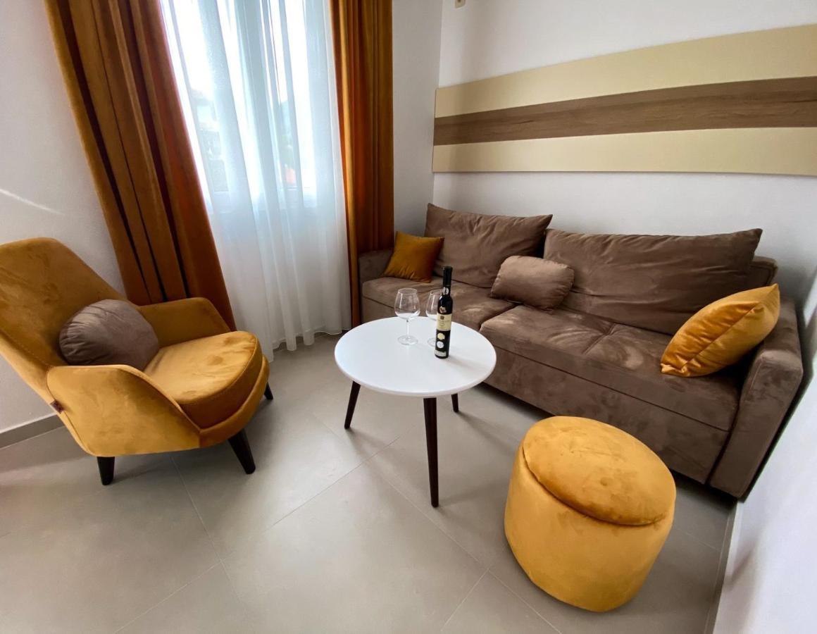 As Apartmani بودفا المظهر الخارجي الصورة