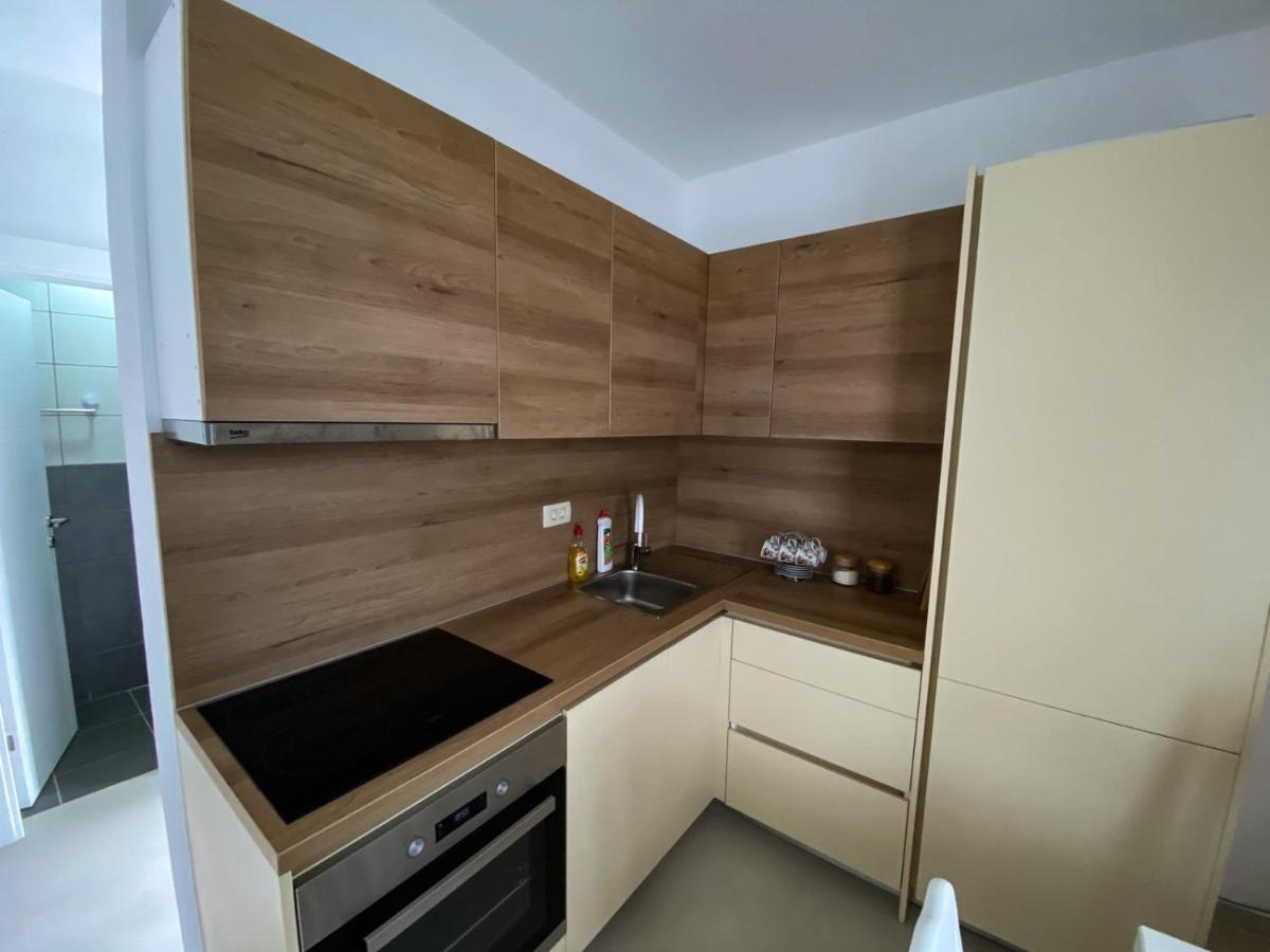 As Apartmani بودفا المظهر الخارجي الصورة